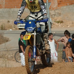 Motocross cubelles