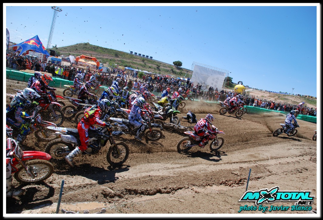 Mx2_Race2_010.jpg